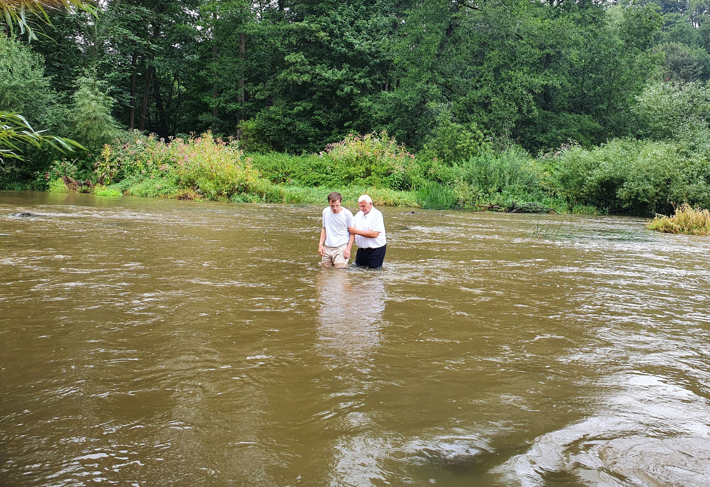 V Sokolově proběhla bohoslužba se slavností křtu