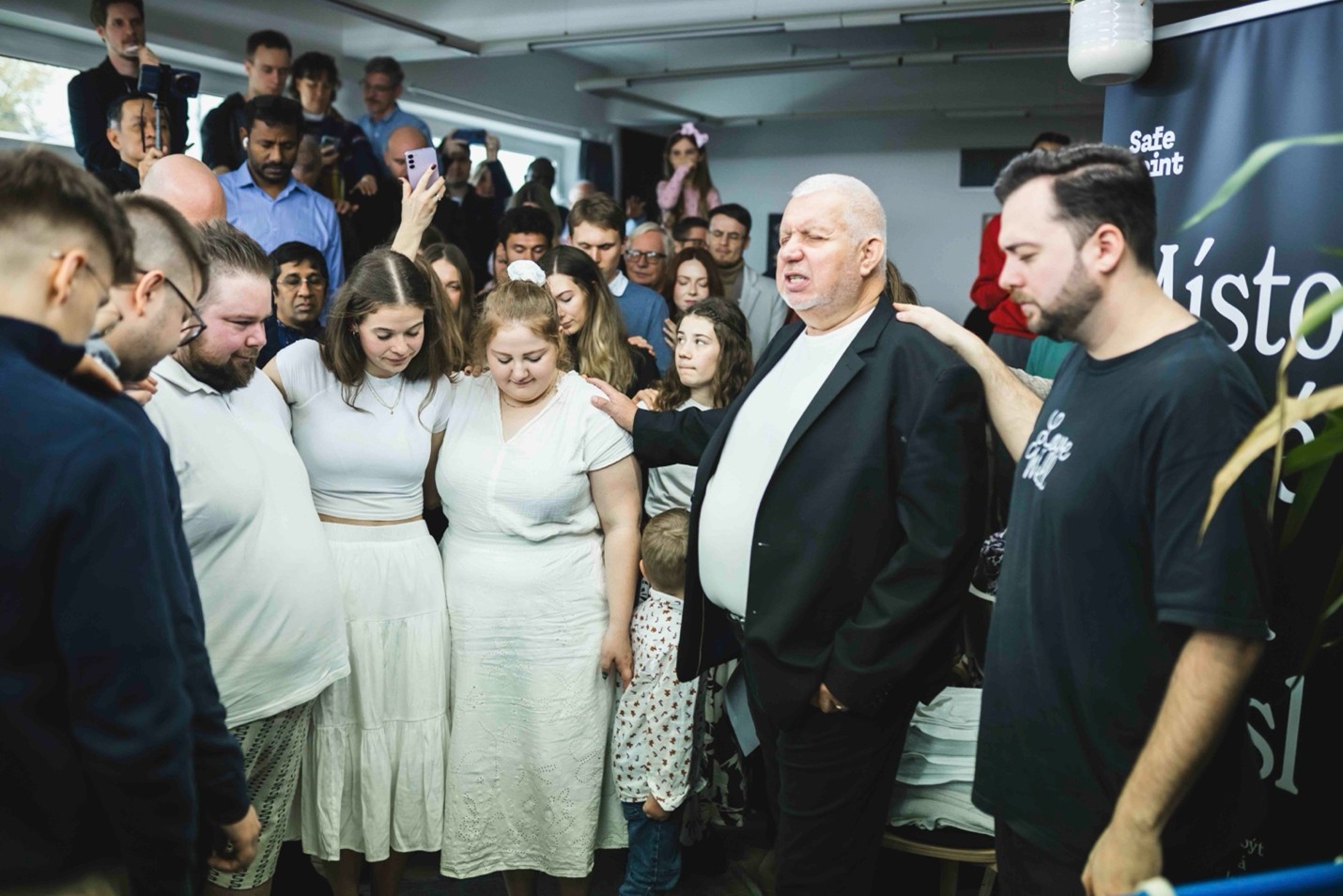 Vedoucí z celosvětové církve podpořili rostoucí SafePoint